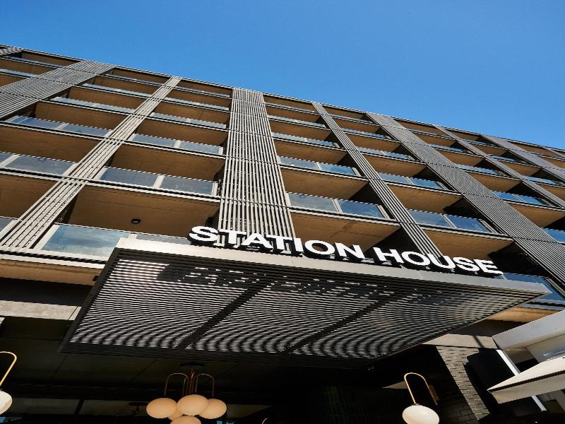 Home Suite Hotels Station House image