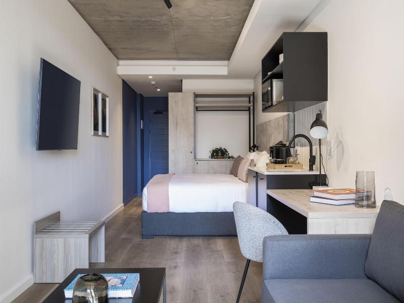 Home Suite Hotels Station House image