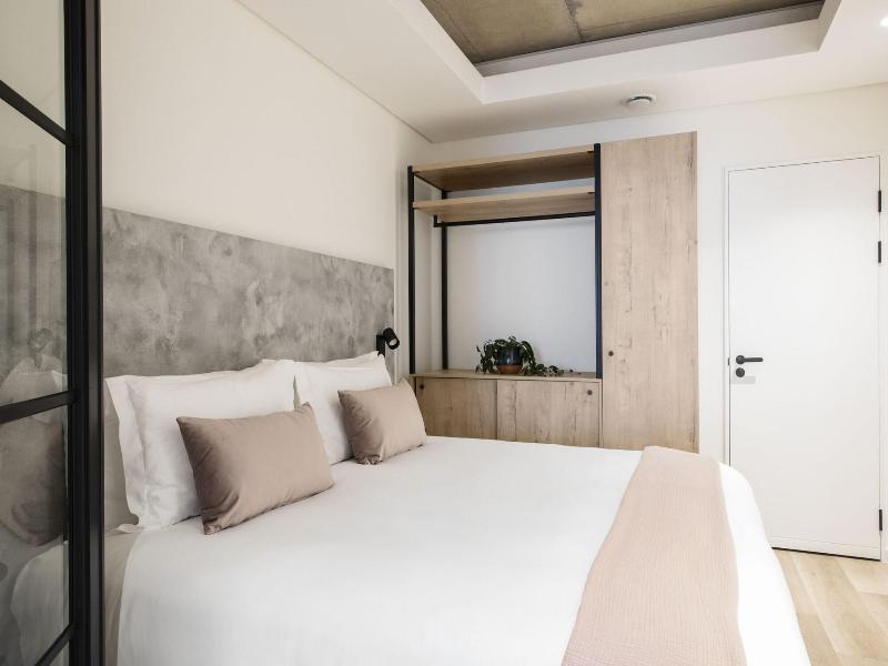 Home Suite Hotels Station House image