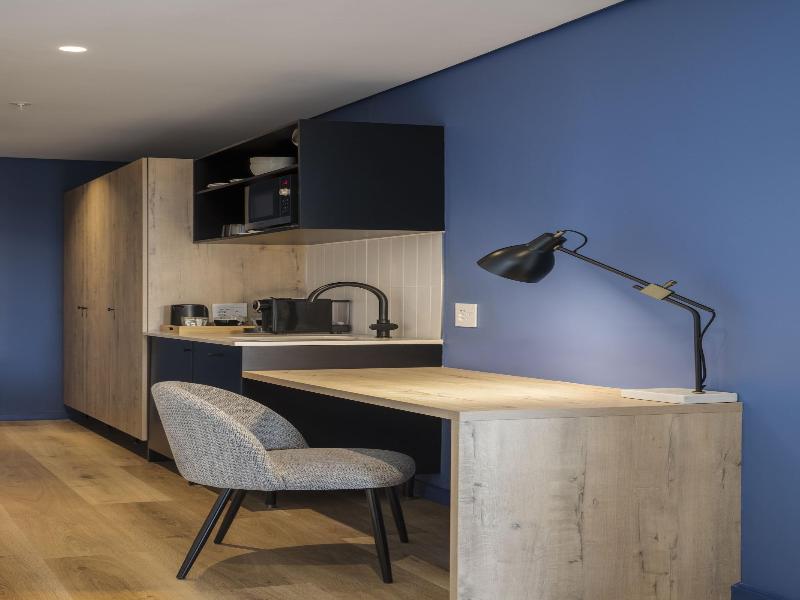 Home Suite Hotels Station House image