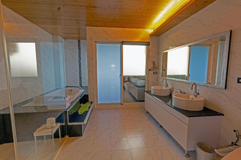 Lin S Home image