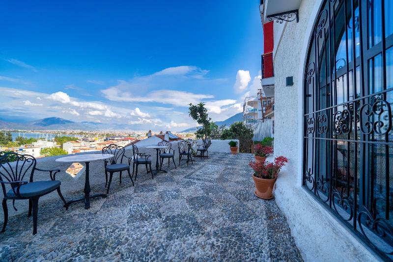 Reddoors Suites Sea View — general view