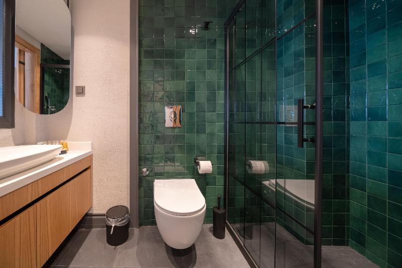 Reddoors Suites Sea View image