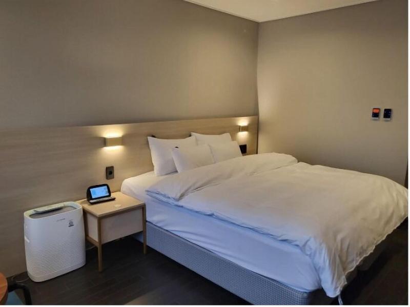 Hotel Summit image