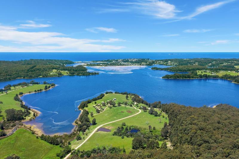 Black Bream Point Cabins image