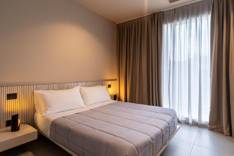 Amare Hotel Suite Apartments image
