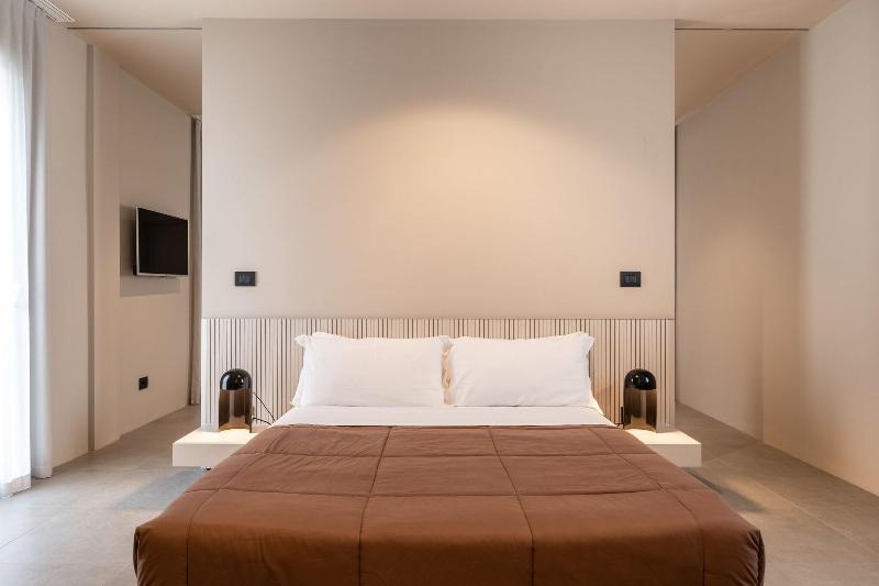 Amare Hotel Suite Apartments image