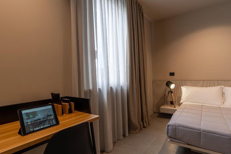 Amare Hotel Suite Apartments image