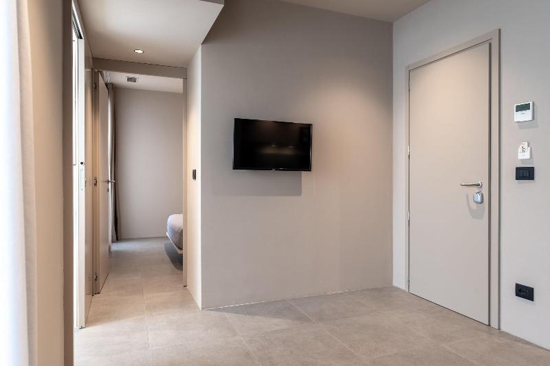 Amare Hotel Suite Apartments image