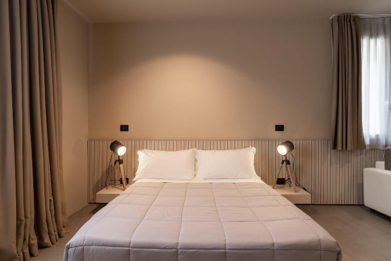 Amare Hotel Suite Apartments image