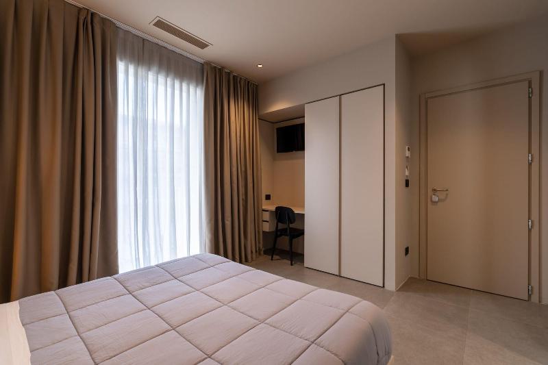 Amare Hotel Suite Apartments image