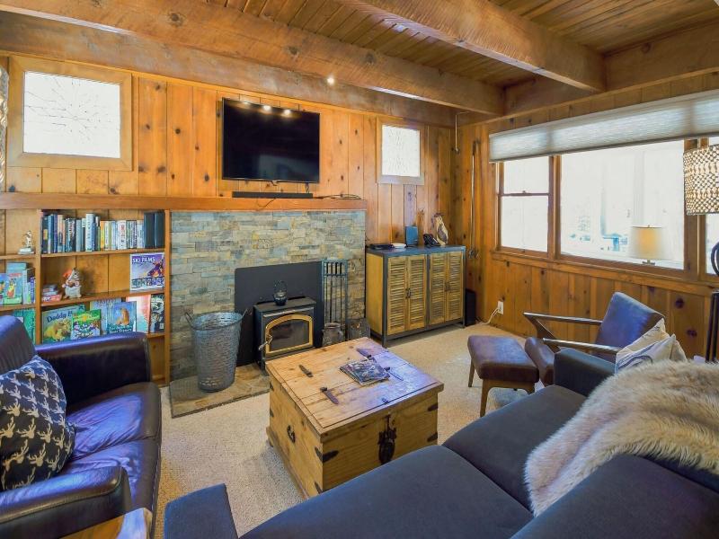 Aster By Avantstay Classic Kings Beach Cottage In image
