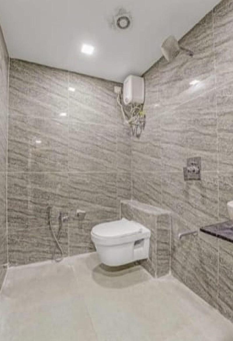 Hotel Lux Inn image