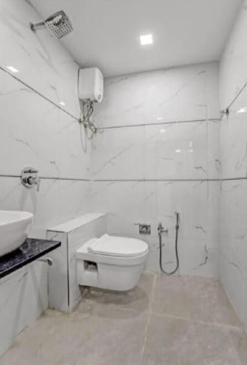 Hotel Lux Inn image