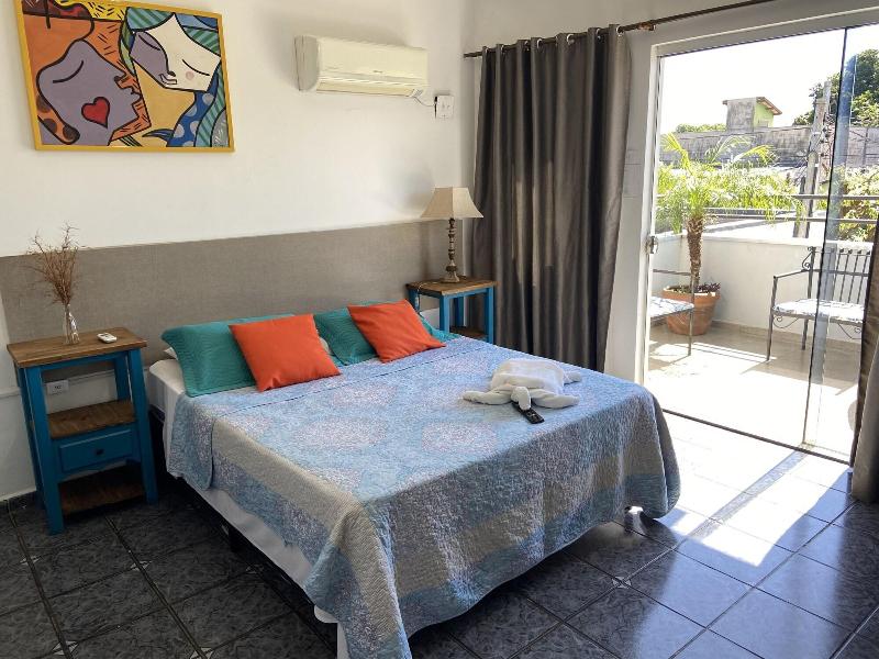 Cambara Suites image