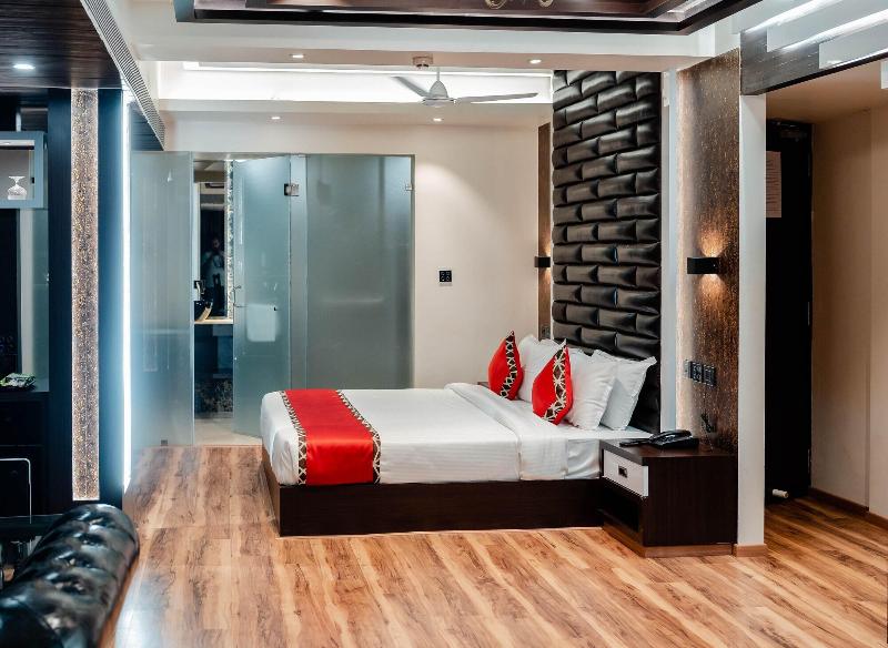 Divan Clarks Inn Goa image