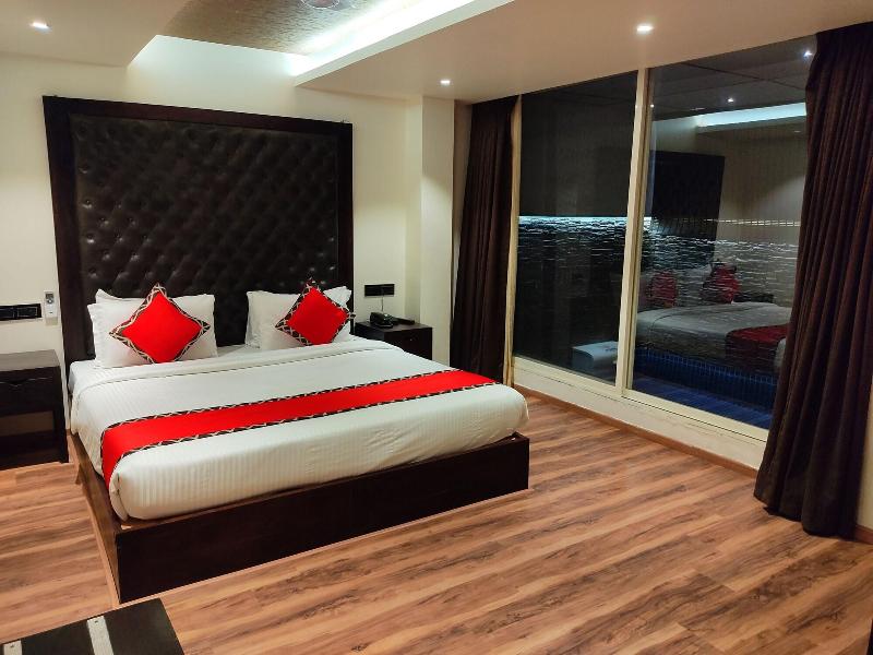 Divan Clarks Inn Goa image