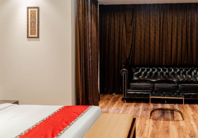 Divan Clarks Inn Goa image