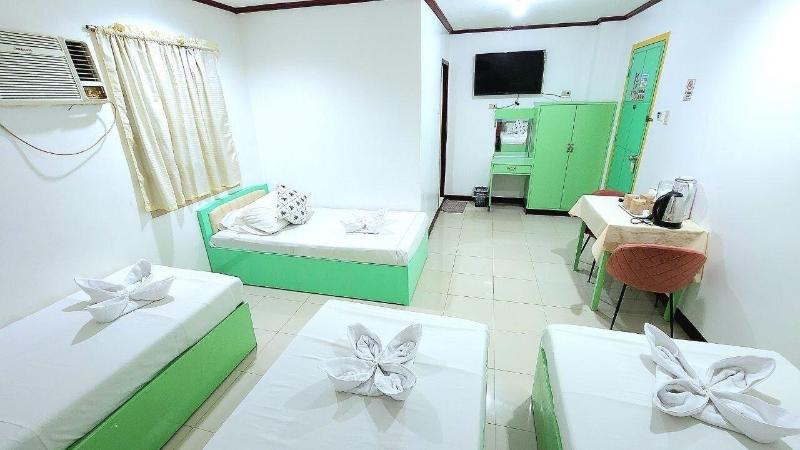 Demiren Hotel And Restaurant image