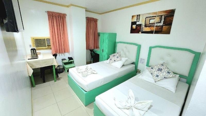 Demiren Hotel And Restaurant image
