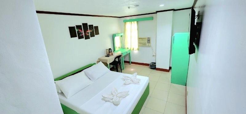 Demiren Hotel And Restaurant image
