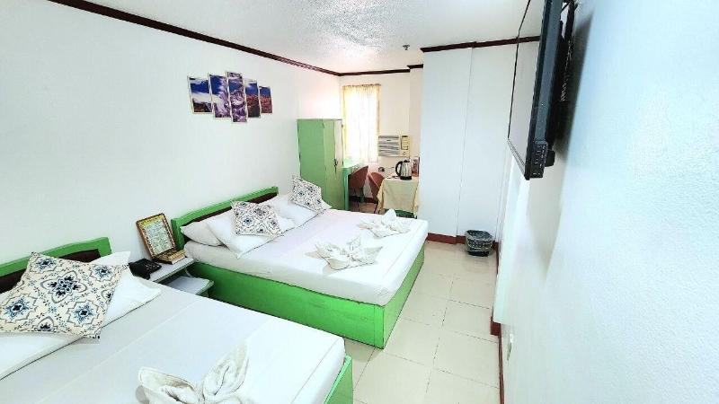 Demiren Hotel And Restaurant image