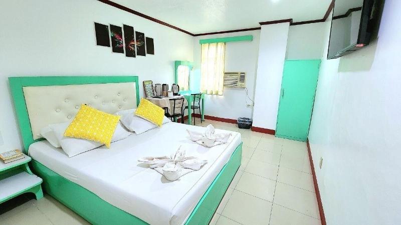 Demiren Hotel And Restaurant image