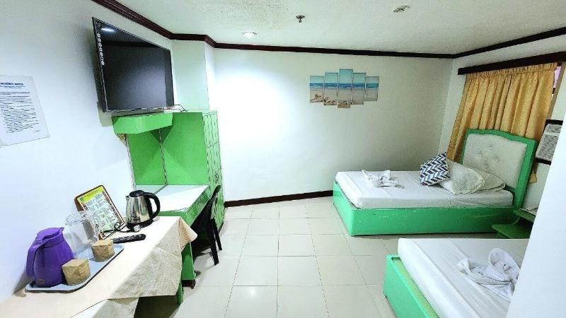 Demiren Hotel And Restaurant image