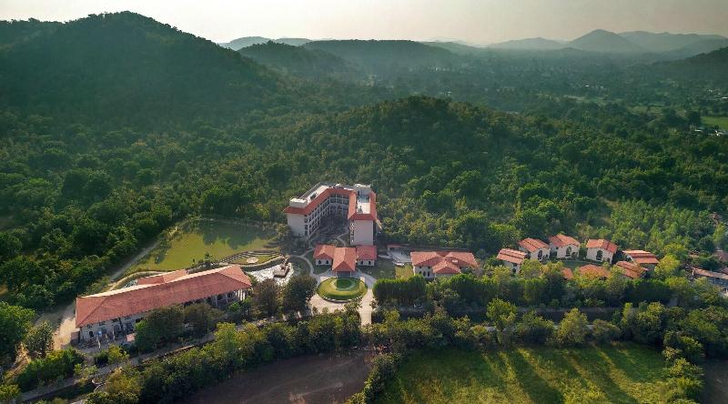 Bhanu The Fern Forest Resort Spa — general view