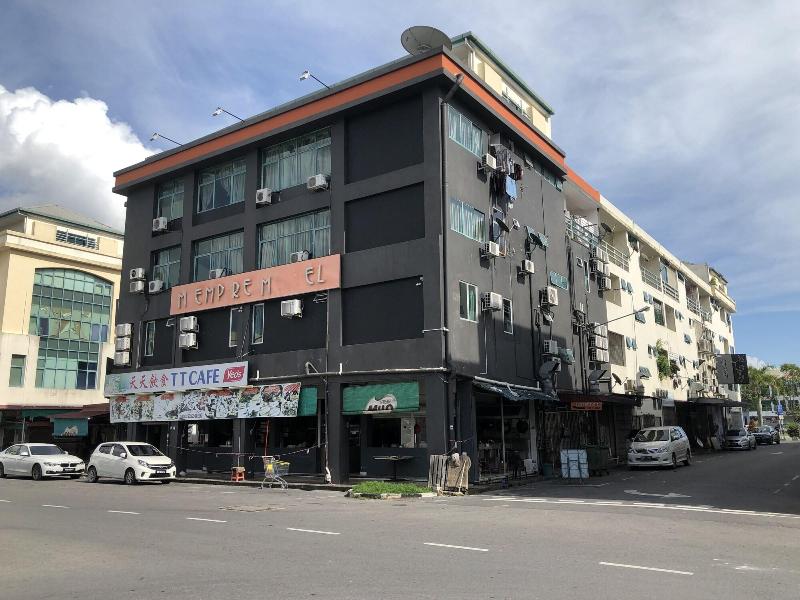 Oyo 90668 Joy Inn