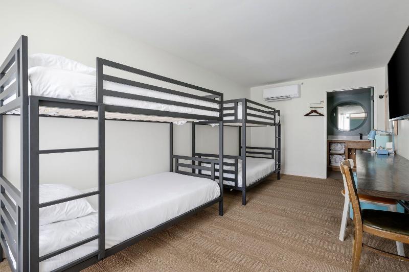 Starlight Motor Inn image