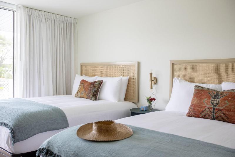 Starlight Motor Inn image