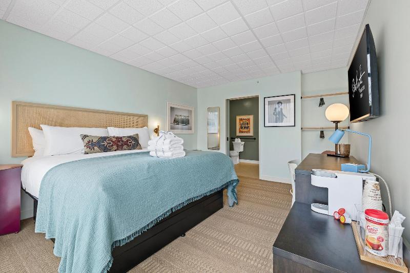 Starlight Motor Inn image