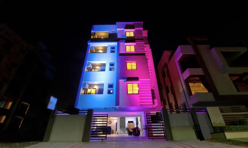 Itsy By Treebo Carnival Inn image
