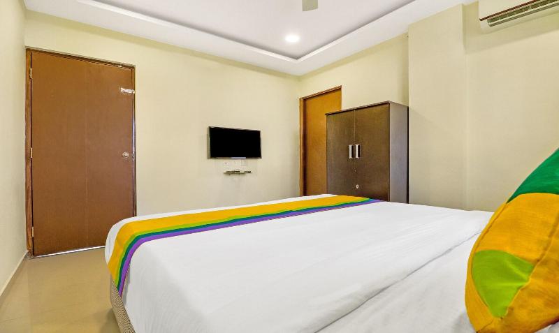 Itsy By Treebo Carnival Inn image