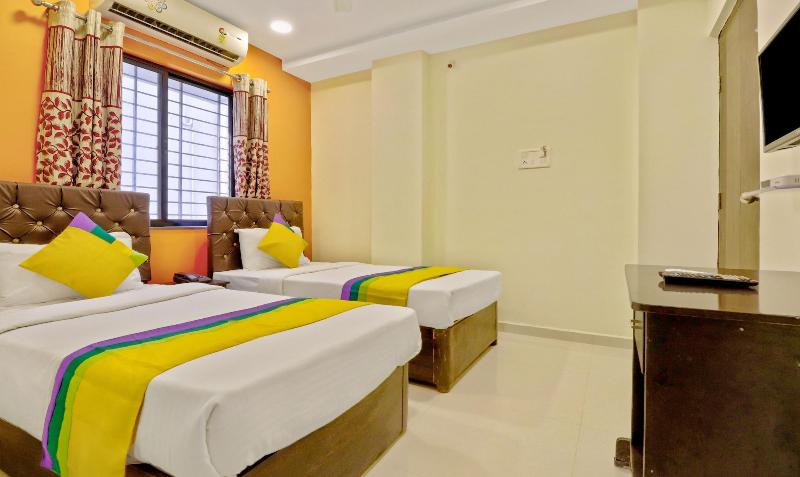 Itsy By Treebo Carnival Inn image