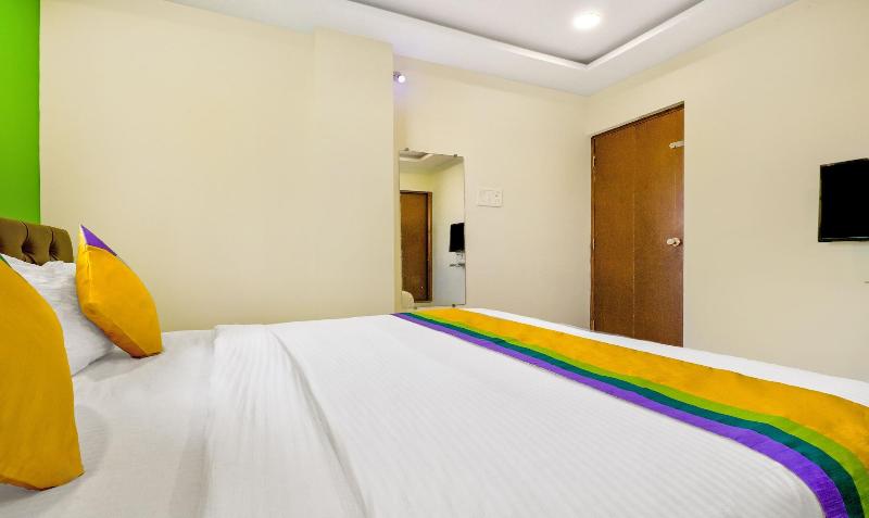 Itsy By Treebo Carnival Inn image