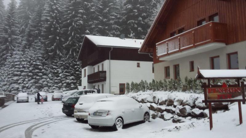 Pension Pek image