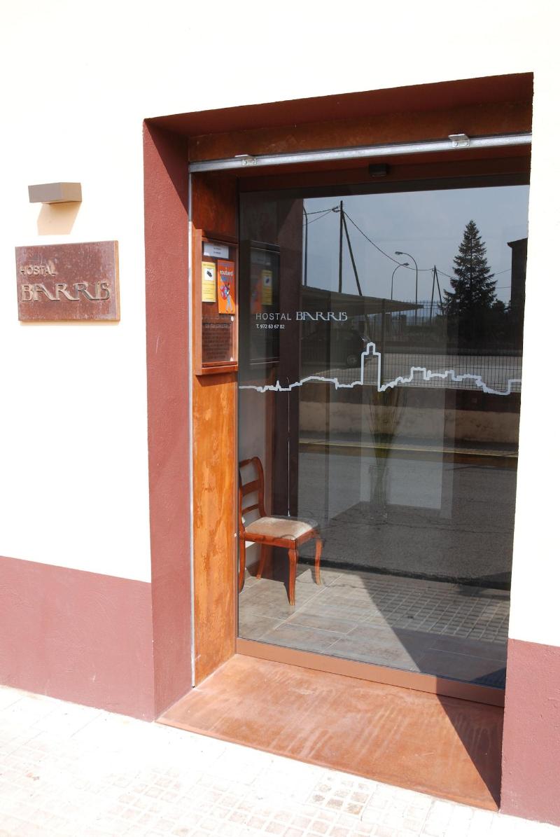 Hostal Barris image