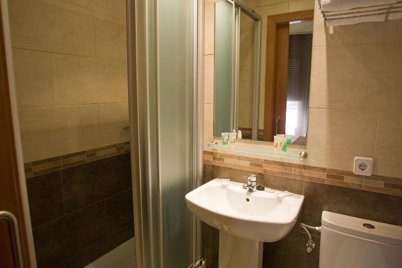 Hostal Barris image