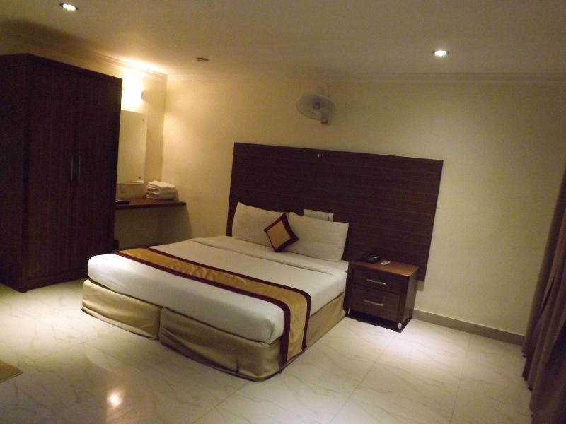 Castle International Premium Hotel image