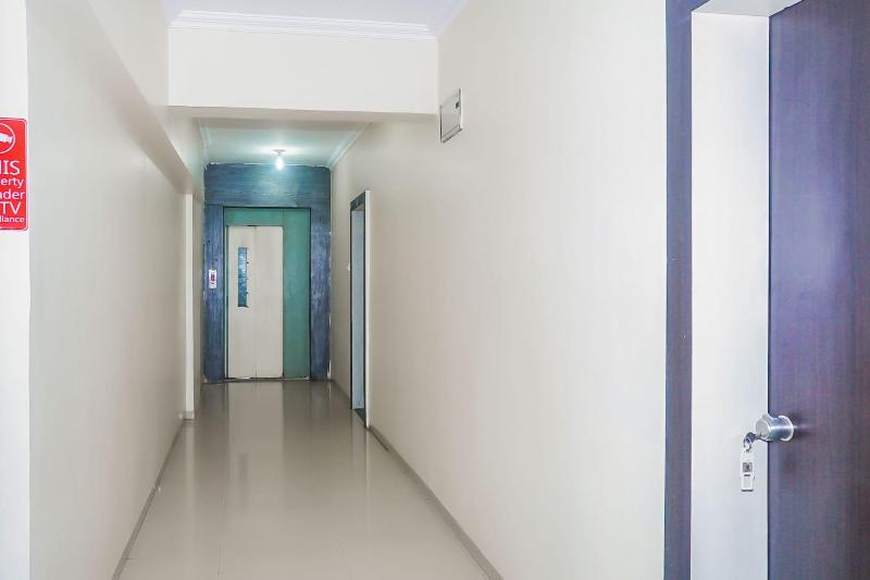17121 Hotel Yashraj Inn image