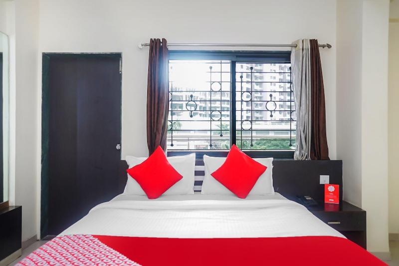17121 Hotel Yashraj Inn image