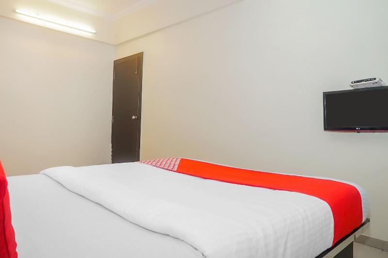 17121 Hotel Yashraj Inn image