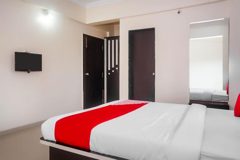 17121 Hotel Yashraj Inn image