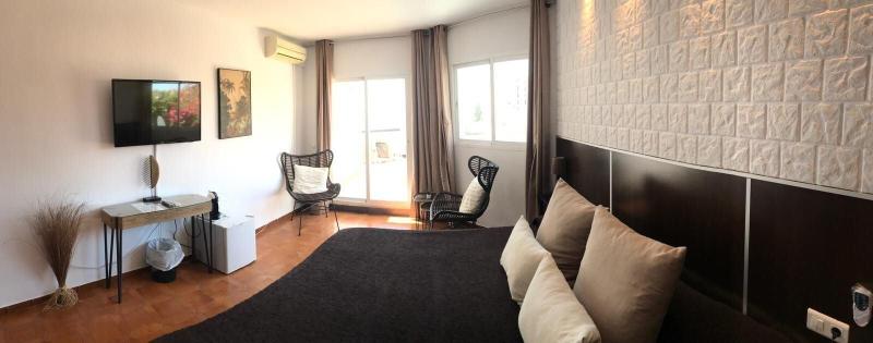 Hostal Casa Mercedes image
