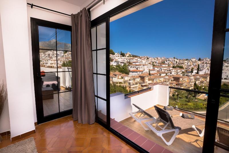 Hostal Casa Mercedes image
