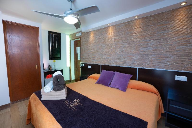Hostal Casa Mercedes image