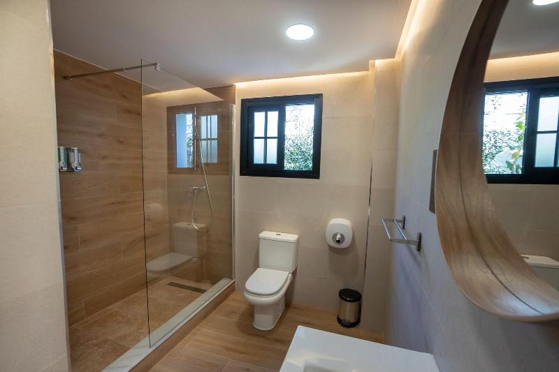 Hostal Casa Mercedes image
