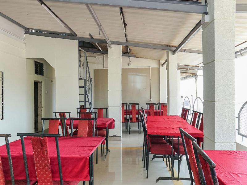19677 Hotel Gurukrupa
